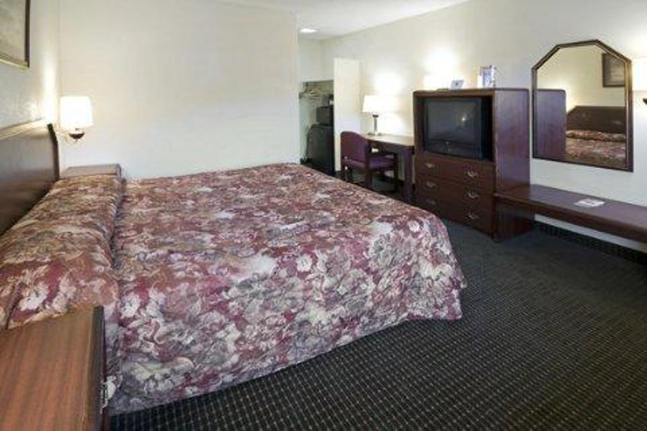 American Eagle Inn Fayetteville Εξωτερικό φωτογραφία